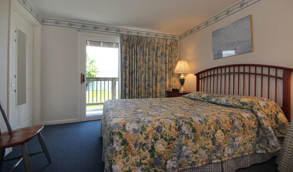 Colonial Acres Resort West Yarmouth Bagian luar foto