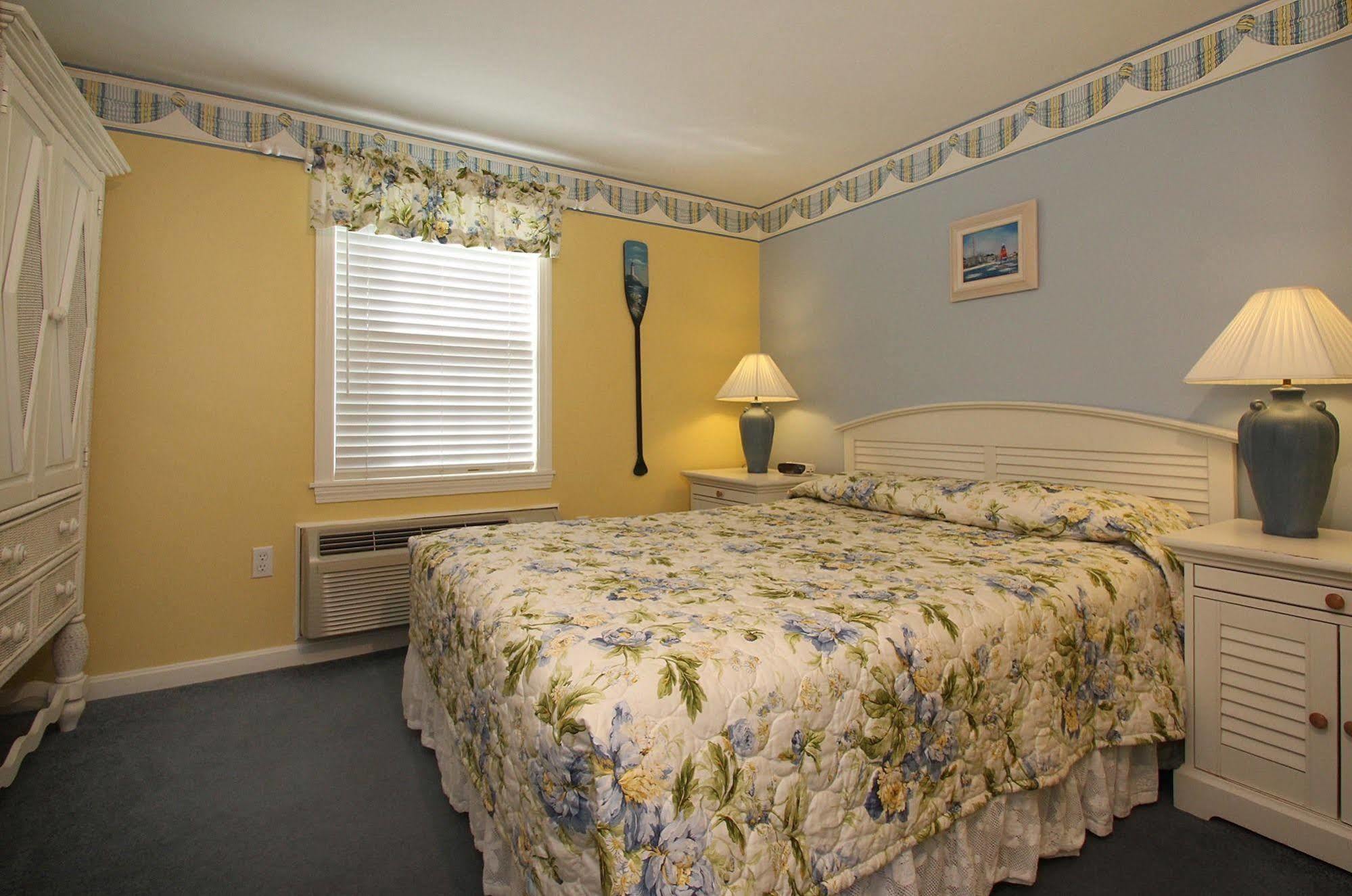 Colonial Acres Resort West Yarmouth Bagian luar foto