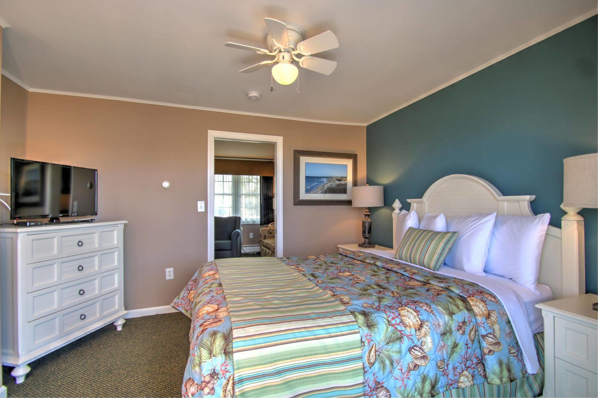 Colonial Acres Resort West Yarmouth Bagian luar foto
