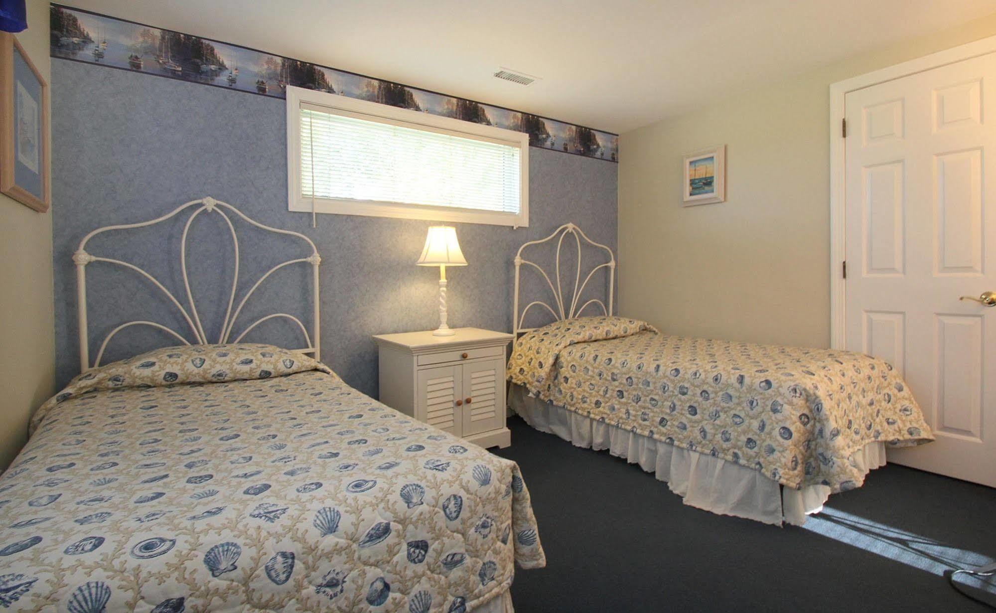 Colonial Acres Resort West Yarmouth Bagian luar foto