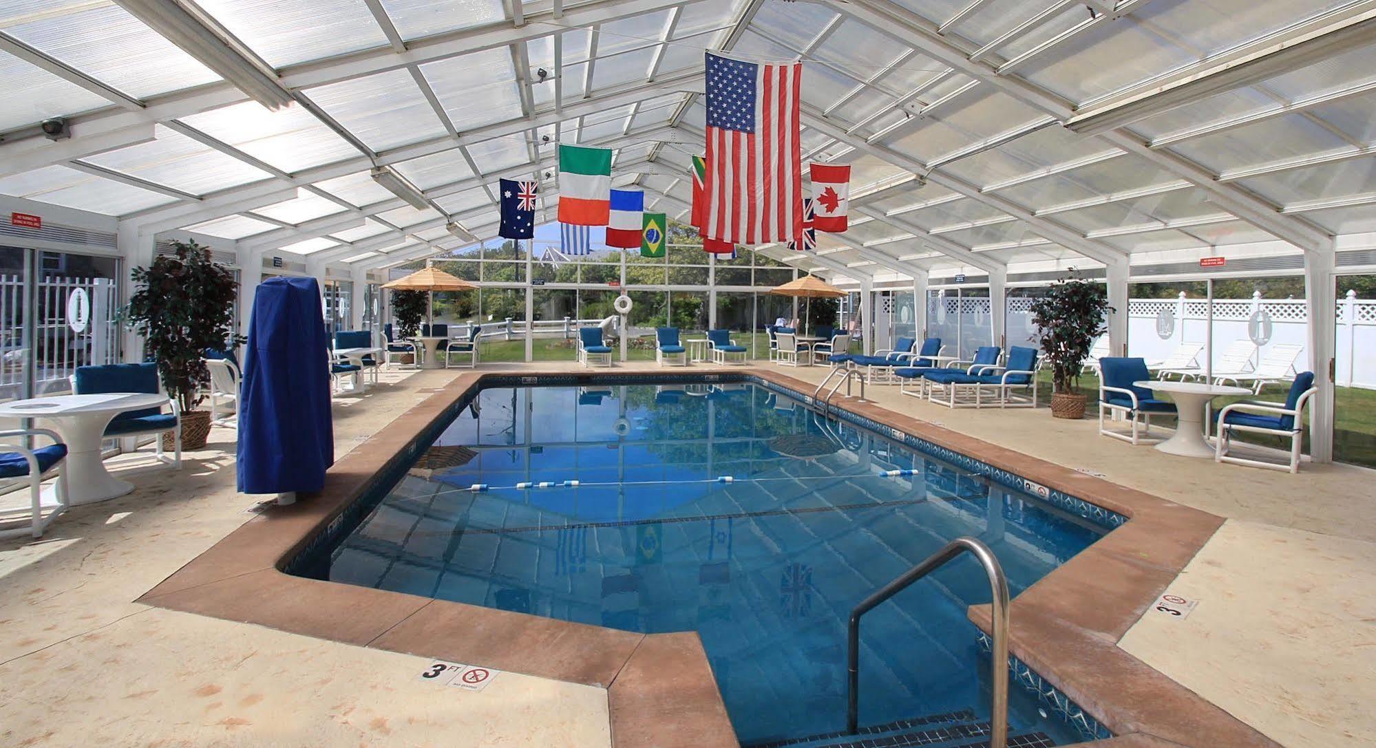 Colonial Acres Resort West Yarmouth Bagian luar foto